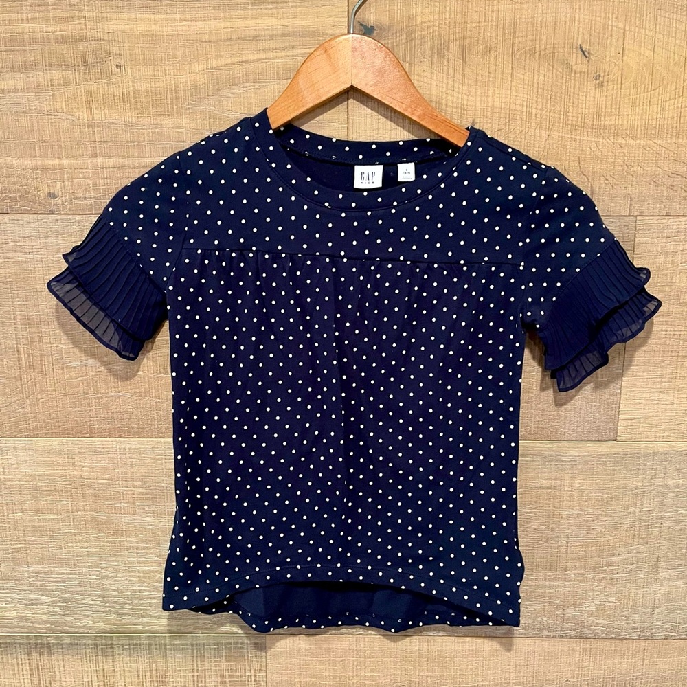 Girls GAP navy and white polka dot top size 6-7